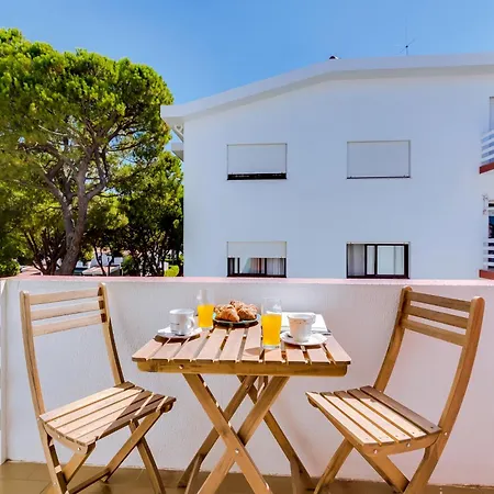 Farol Com Piscina E Estacionamento Vilamoura